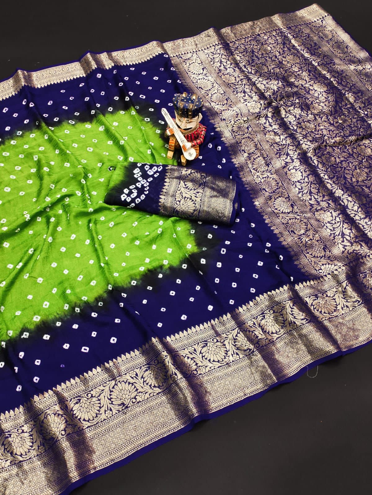 Bandhej Silk with Kanchipuram Jari Border Saree with Blouse Piece